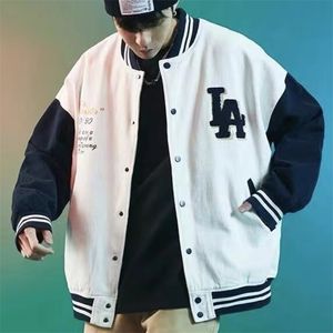 Herenjacks American Retro Letter Borduurde jas jas jas street trend wilde piloot honkbal uniform paar casual los 220927