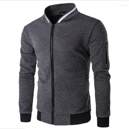 Chaquetas para hombres Asstseries 2023 Sudadera con capucha Marca masculina Casual Cremallera Chaqueta Stand-Cuello Sudadera de alto grado Blanco 3D Plaid Chándal XXL