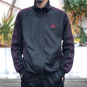 Chaquetas para hombres AWGE AGUJAS MOVIMIENTO Chaqueta negra Pista roja Raya Mariposa Bordado Cuello de solapa Hombres Mujeres Abrigo con cremallera Manga larga