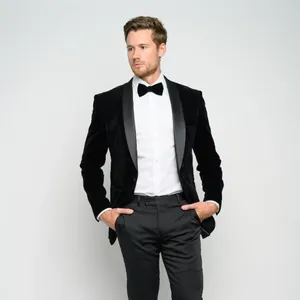 Vestes pour hommes Noir Slim Fit Velours Châle Revers Tuxedo Veste À La Mode Et Confortable Travail D'affaires Travail Porter 2023 Style