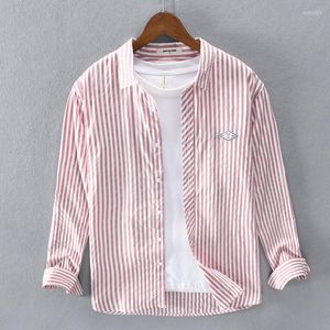 Chaquetas para hombres Camisa casual de manga larga a rayas para hombres Camisas de vestir para hombre de moda Material de algodón Ajuste estándar Juvenil Cómodo botón hacia abajo