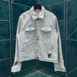 Diseñador de chaquetas para hombres 24SS Trendy Men's y Women's Conjunta Collection Rainbow Letter Jacquard Logo Denim Clothing Jeans Jeans 8m3V