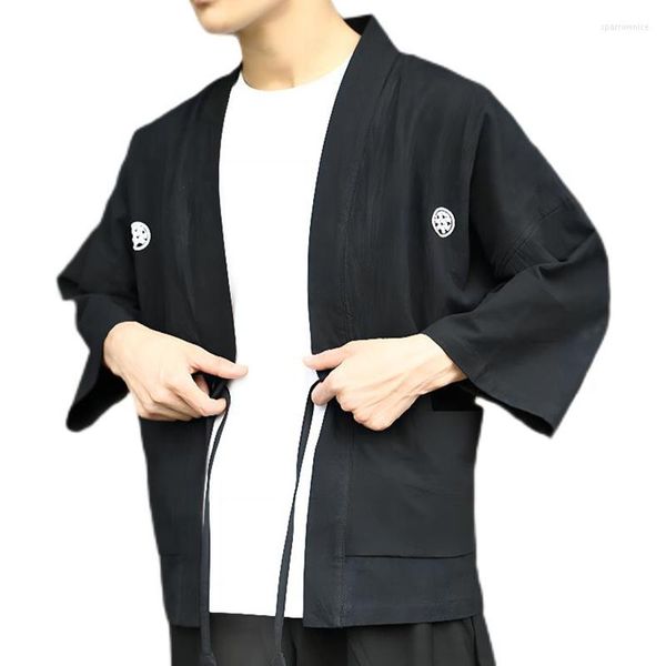 Vestes pour hommes Japon Style Broderie Motif Hommes Mince Kimono Veste Col Montant 2023 Printemps Été Coton Lin Patte Ouverte Japonais