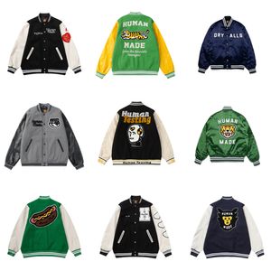 Chaquetas para hombres Kanye666 Nigo Human Made Streetwear Harajuku Anime Dibujos animados Bordado Casual Terciopelo Tops Béisbol Uniforme Chaqueta Abrigo para hombres 230925