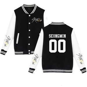 Vestes pour hommes Kpop Stray Kids Baseball Jacket Bomber Jacket Femmes / Hommes Album Jaune Bois Casual Sweat-shirt Hit Hop Coréen Streetwear Vêtements 230822