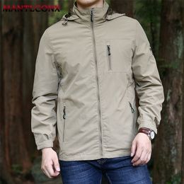 Vestes pour hommes MANTLCONX coupe-vent imperméable militaire à capuche manteau décontracté homme vêtements automne hommes 4XL 220908