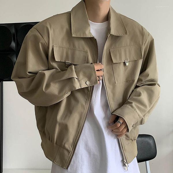 Vestes pour hommes Simple Revers Veste Hommes Femmes High Street Court Kaki Baseball Uniforme Oversize Plusieurs Poches Métal Décoration Bomber Manteau