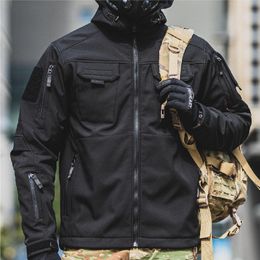 Herenjassen Soft Shell Tactische jas Heren Militair Special Agent Winddicht Waterdicht Multi-pocket Cargo-jassen Outdoor SWAT Combat-jas 230926