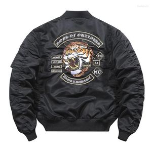 Chaquetas para hombres Primavera Bomber Chaqueta Hombres Tiger Bordado Abrigo Masculino Impermeable Cortavientos para niño