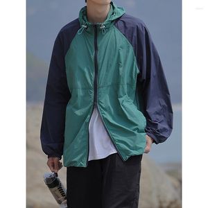 Vestes pour hommes Summer Thin Jacket Hommes Mode surdimensionné à capuche Mens Streetwear Hip Hop Loose Bomber Sports M-2XL