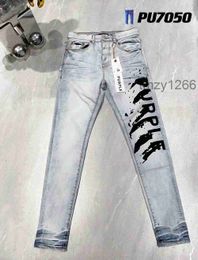 Jeans pour hommes 2019 nouveau violet avec impression d'étiquettes High Street Slim Fit Hip-hop Denim Designer marque pantalon bleu clair 231215 UHMQ