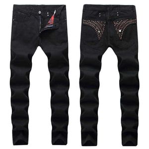 Jeans pour hommes 2020 New Mens Straight Slim Fit Biker avec Zip Vêtements pour hommes Distrressed Hole Streetwear Style Luxury Robin