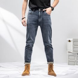 Jeans pour hommes 2022 été nouveau Simple décontracté droit mâle bleu pantalon polyvalent élastique mince mince pantalon de haute qualité homme vêtements 28-38 grande taille