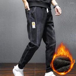 Jeans da uomo 2022 Pantaloni da uomo invernali in pile spesso termico caldo Denim Tasche Pantaloni Pantaloni da uomo Hip Hop Pantaloni Harem Jean