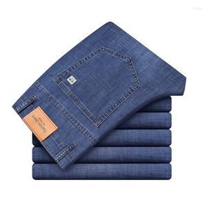 Heren jeans 2023 mode regelmatig fit denim broek mannelijk merk broek klassieke heren dunne katoenen blauwe stretch lente/zomerbedrijf