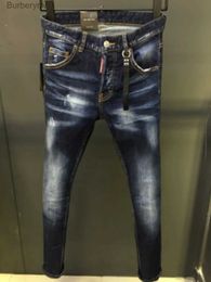 Jeans pour hommes 2023 Jeans quatre saisons Jeans D2 pour hommes Pantalon ajusté élastique D2 Hole Patch Wash et White Station européenne YouthL231011