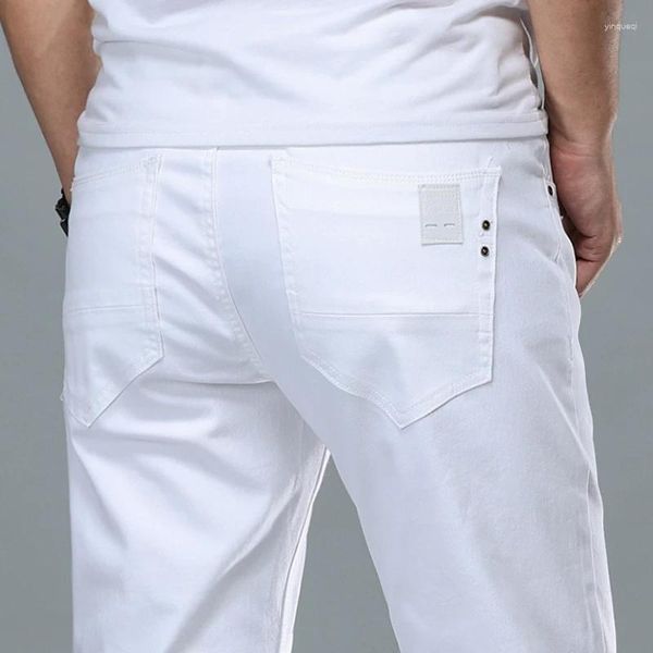 Pantalones vaqueros para hombre 2023, cuatro estaciones, blanco, moda para hombre, estilo clásico informal, pantalones vaqueros ajustados y cómodos, pantalones elásticos avanzados de marca para hombre