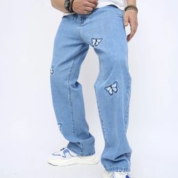 Jeans pour hommes 2023 hommes papillon broderie élégant pantalon droit ample mâle coton décontracté Denim pantalon 231110