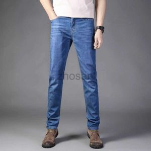 Jeans masculin 2023 Nouveau pantalon de denim pour hommes classiques.