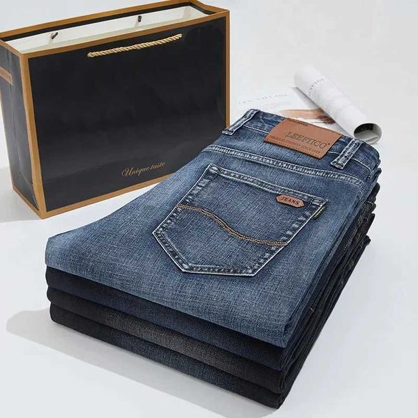 Men's Jeans 2023 nouveaux Jeans hommes classique Jean haute qualité jambe droite mâle pantalons décontractés grande taille 28-40 coton Denim pantalon Ropa Hombre J231116