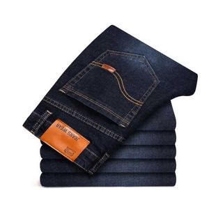Jeans masculin 2023 New Mens Elastic Classic Business Fashion Fashion confortable pur pantalon droit de jean Q240427