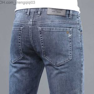 Jeans masculins 2023 printemps / été Nouveau couleurs masculines Slim Fit Straight Mand Shorts Men's Casual Comfort Elastic High Quality Jeans Z230814