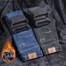 Jeans pour hommes 2023 hiver mâle haute qualité coton Stretch mince droit Denim jean hommes pantalons d'affaires décontracté chaud polaire épais jean régulier Q231213