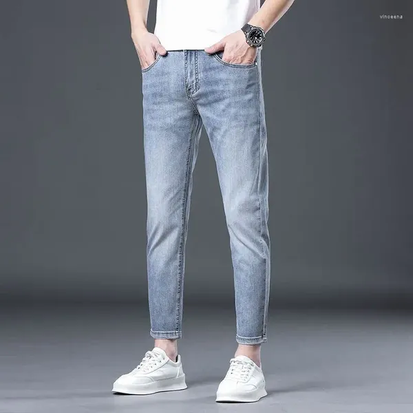 Jeans pour hommes 2024 Casual Slim Crayon Pantalon Denim Printemps Été Bleu clair Boyfriend Classique Pantalon en coton solide