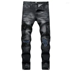 Jeans masculin 2024 hommes de haute qualité peinture noire décontractée mince de trous droit d'automne jean homme pantalon denim masculin plus taille 44