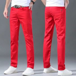 Jeans masculins 2024 Nouveau pantalon pour hommes Pantalon décontracté élastique Barrel Straight Rouge Red Pantalon noir Q240525