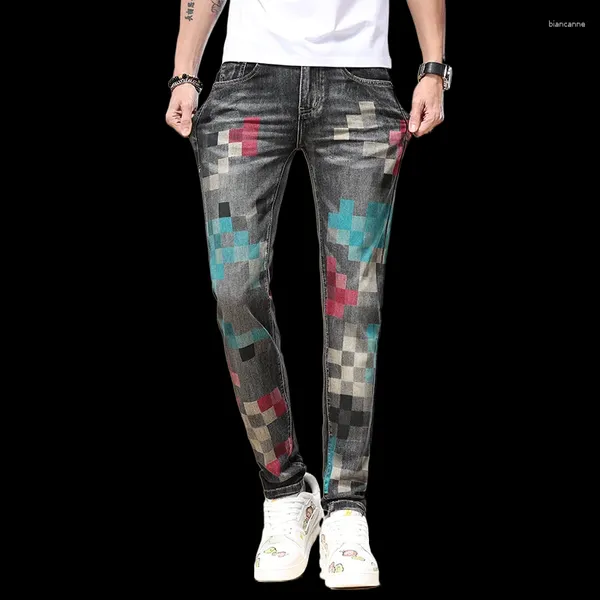 Jeans masculin 2024 peinture imprimerie de rue design de la mode Scratch Slim Slim High Washed Vintage Personnalité Pantalon Skinny