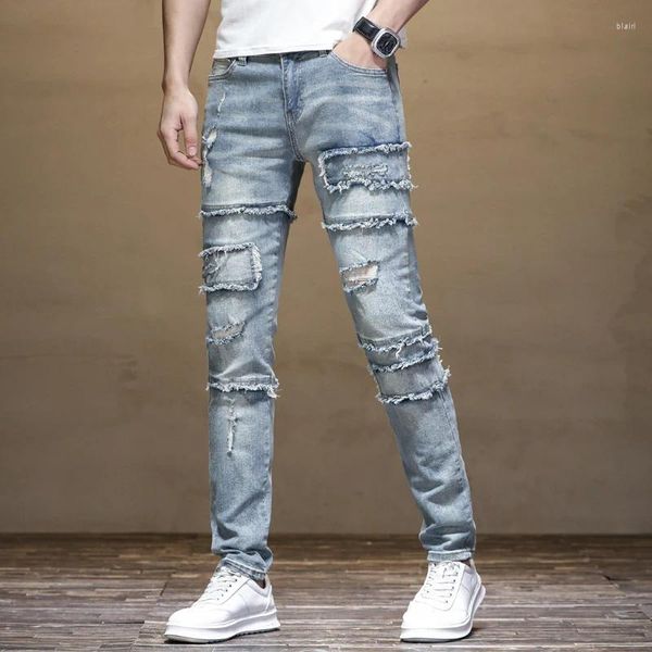 Jeans masculinos 2024 Retro angustios de parche desgastado estiramiento de ajuste delgada Pantalones de motocicleta de la calle nostálgica recta