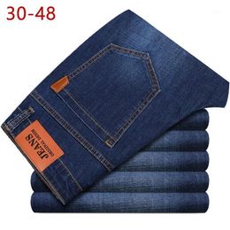 Jeans pour hommes 30-48 Designer Mâle Zipper Casual Hommes Printemps Automne Coupe régulière Slim Stretch Taille Haute HLX07253U