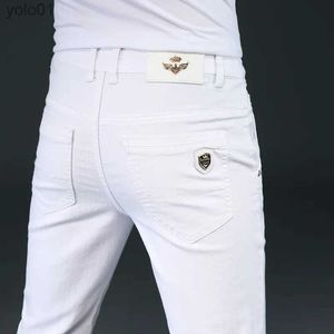 Jeans pour hommes 7 Styles 2022 nouveaux hommes blanc jean mince avancé Stretch jean maigre broderie décoration Denim pantalon marque vêtements L231017