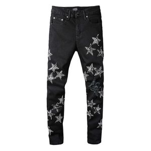 Jeans pour hommes 826 tendance de la mode personnalisée Black Star patch jeans percés élastiques pieds minces pour jeunes hommes