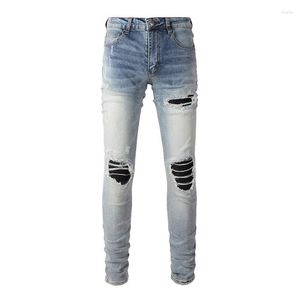 Jeans pour hommes Arrivées Distressed Light Blue Streetwear Stretch Slim Fit Côtes en cuir Bandanna Patchwork Ripped Skinny Pantalons Hommes