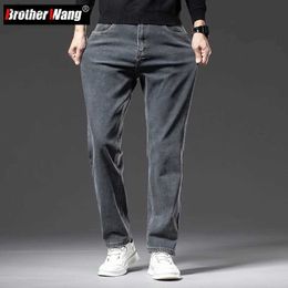 Jeans masculin automne et hiver mens droits jeans gris foncé de style classique jeans sasticité haute marque masculine de marque masculine