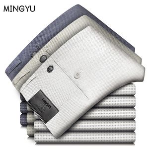 Pantalones vaqueros para hombre Otoño Inglaterra Patrón de puntos Pantalones elásticos de trabajo Hombres Moda de negocios Slim Fit Blanco Gris Pantalón casual Pantalones de marca para hombre 38 220920