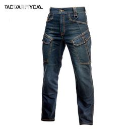 Heren jeans herfst heren broek militaire tactische jeans mannelijke meerdere zakken laadpans casual rechte dimem jeans broek plus maat s4xl 230425