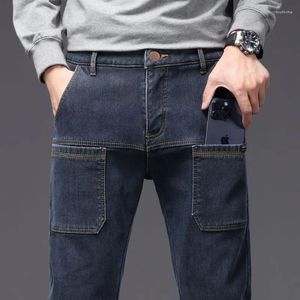 Jeans pour hommes Automne Hiver Hommes Polaire Épaisse Droite Solide Streetwear Mode Lâche Polyvalent Multiples Poches Chic Pantalons Décontractés