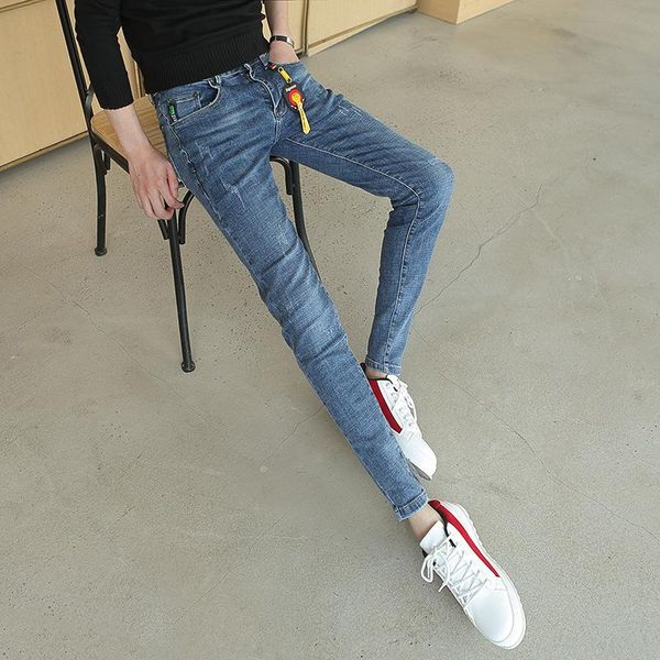 Jeans pour hommes Automne Hiver Pantalon simple Coréen Tendance Pieds élastiques Garçons Slim Adolescent Crayon PantalonMen's