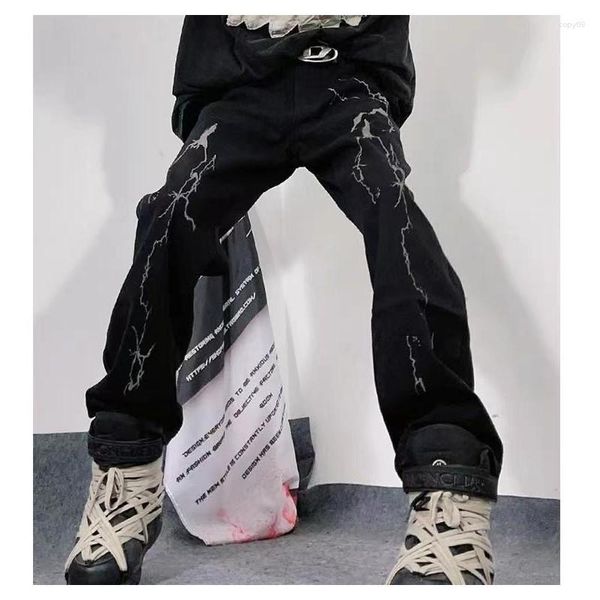 Jeans para hombres Pantalones negros Fashion Streetwear Hole Slim Y2K Man Mujer Trendyol Print Coreano Hip Hop Ighos de electricidad Pantalones de electricidad