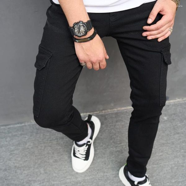 Jeans masculin couleur noire couleur slim-fit multi-pochets de salopes mi-jumelles