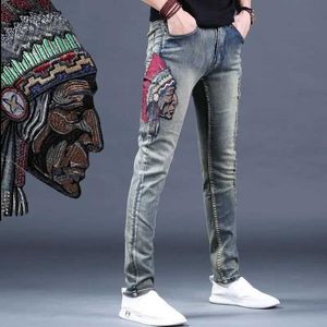 Jeans masculins jeans à ajustement serré décontracté avec un jean élastique imprimé wx