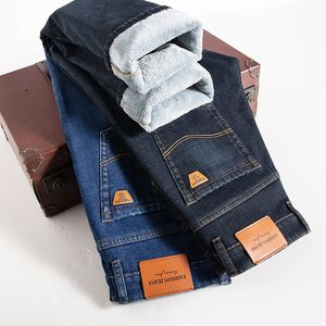 Men's Jeans Classic Style Winter Fleece Warm Straight Business Fashion Cotton Denim Stretch Pants Thick Trousers Male Black Blue 230131