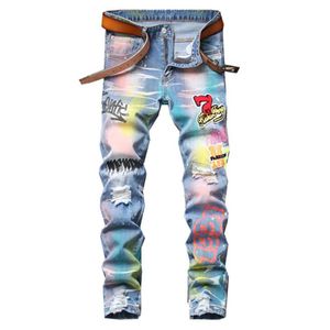 Jeans pour hommes Coloré Peint Denim Imprimé Mode Badge Trous Pantalon Déchiré Patchwork Stretch Pantalon298M