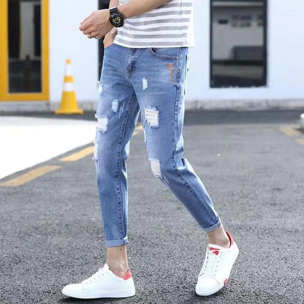 Jeans para hombres Hombres frescos Pantalones de mezclilla hasta el tobillo Estilo coreano Agujeros rasgados Slim Fit Versátil