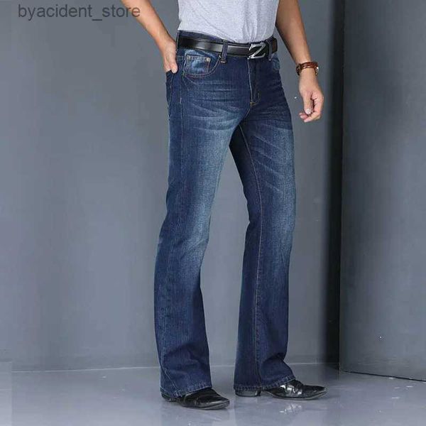 Jeans pour hommes Denim Jeans évasés hommes Boot Cut Denim pantalon confortable légèrement mince classique ample décontracté bleu noir pantalon pour homme Bootcut L240313