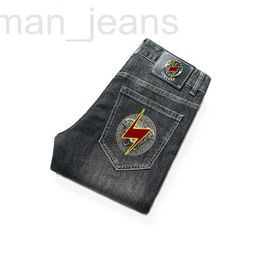 Jeans pour hommes designer 2021 Medusa marque de mode gris nouvelle petite jambe jeans hommes élastique slim fit pantalon droit hommes J5Z3