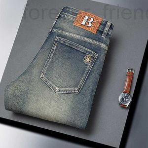Heren jeans ontwerper 2023 herfst/winter nieuw Europees modemerk voor de Koreaanse editie slanke fit kleine rechte elastische geborduurde broek 1EG4